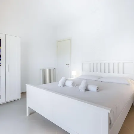 Hostdomus - Sunrise Sea View - Finale Ligure Apartment *