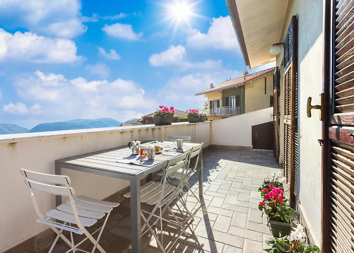 Hostdomus - Sunrise Platinum Sea View - Finale Ligure Bardino Nuovo