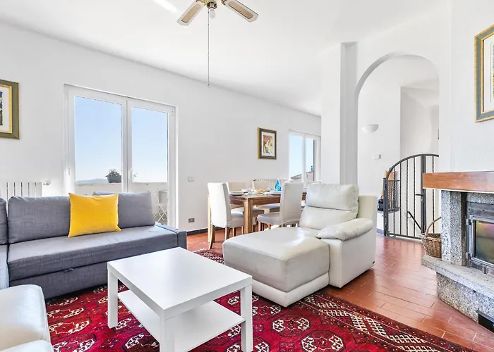 Hostdomus - Sunrise Platinum Sea View - Finale Ligure Apartment