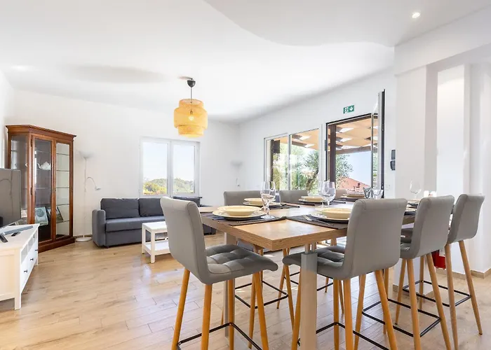 Appartement Hostdomus - Sunrise Platinum Sea View - Finale Ligure *