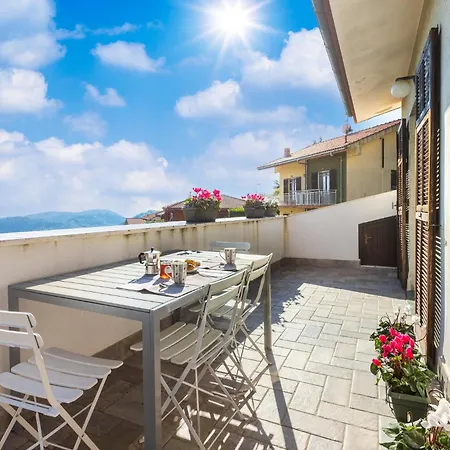 Hostdomus - Sunrise Sea View - Finale Ligure Bardino Nuovo