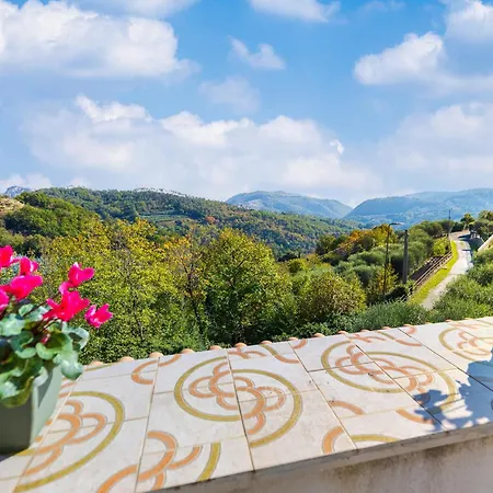 Apartmán Hostdomus - Sunrise Sea View - Finale Ligure