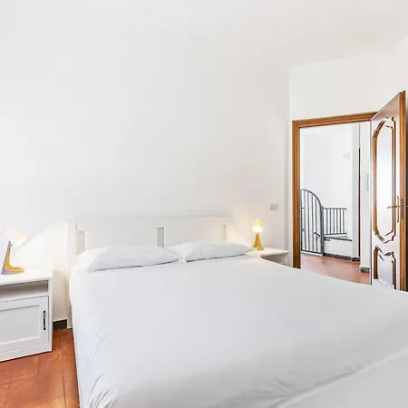 דירה Hostdomus - Sunrise Sea View - Finale Ligure