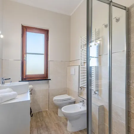 Hostdomus - Sunrise Sea View - Finale Ligure