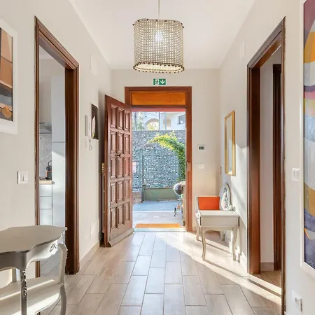 Hostdomus - Sunrise Sea View - Finale Ligure