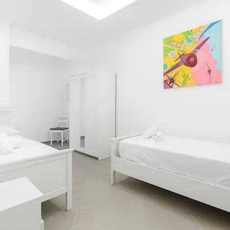 Hostdomus - Sunrise Platinum Sea View - Finale Ligure Apartment *