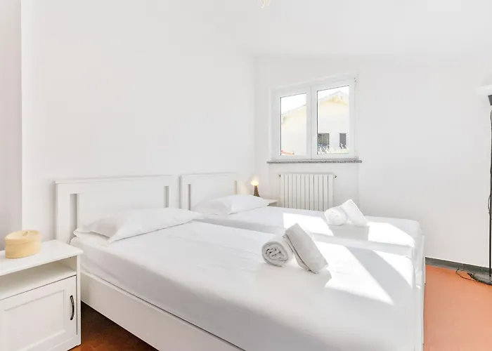 Lejlighed Hostdomus - Sunrise Sea View - Finale Ligure