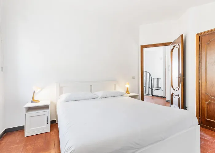 Lejlighed Hostdomus - Sunrise Sea View - Finale Ligure