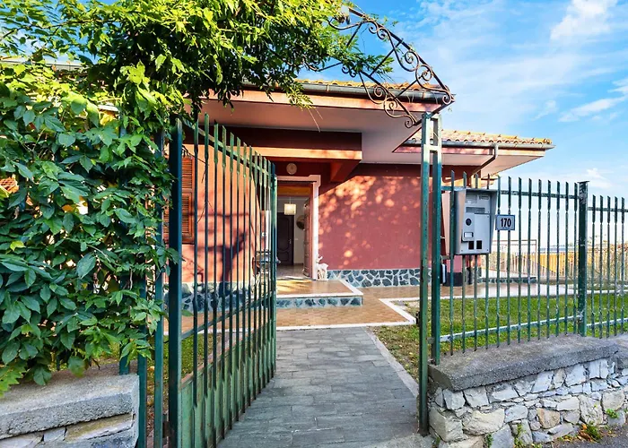 Lejlighed Hostdomus - Sunrise Sea View - Finale Ligure Bardino Nuovo