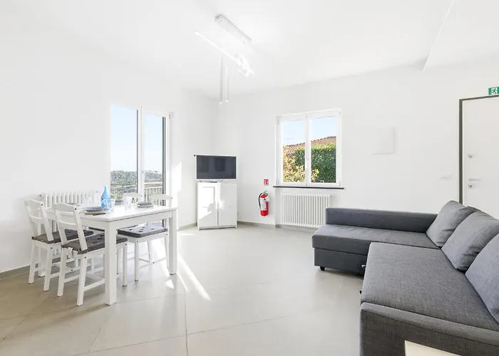 Hostdomus - Sunrise Sea View - Finale Ligure Bardino Nuovo